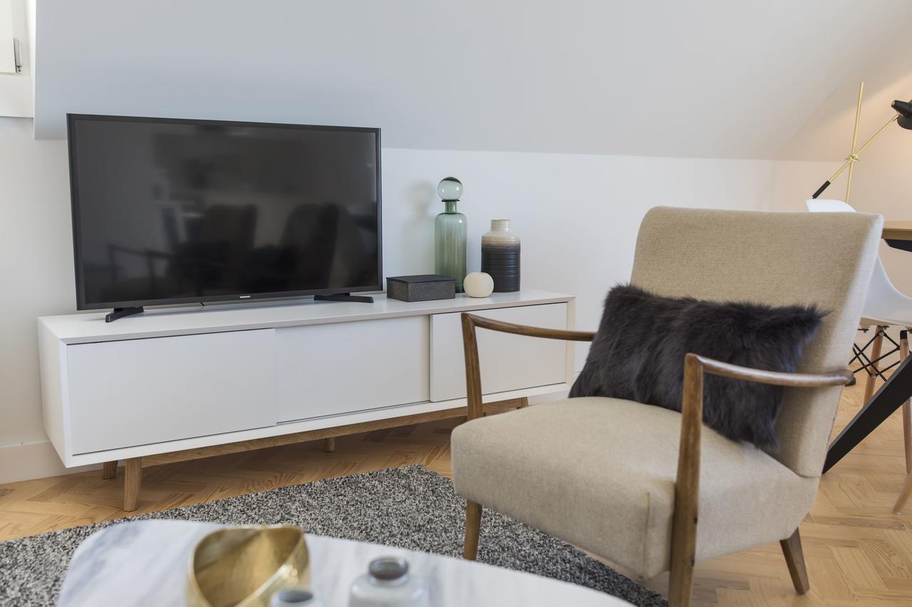 Lovelystay - Penthouse On The Tagus In Alfama Lisbona Esterno foto